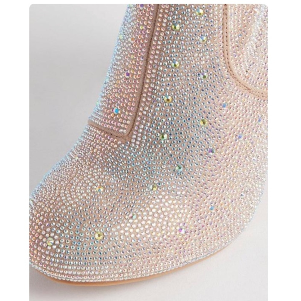 TORRID NWT Stretch Embellished Bootie (WW) Taupe - Picture 4 of 7